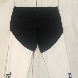 Heidi black and white leggings